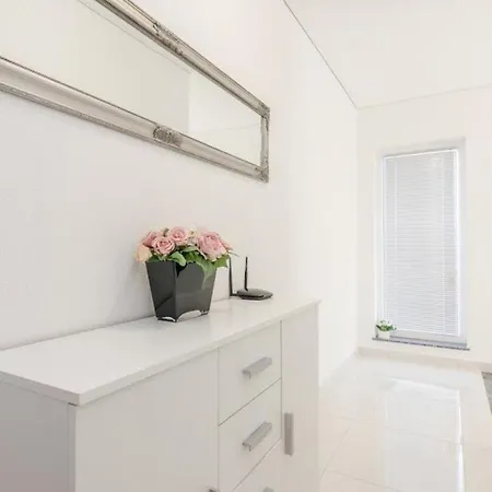 Apartmán Ferienwohnung Fur 3 Personen Ca 25 Qm In Privlaka, Dalmatien Norddalmatien